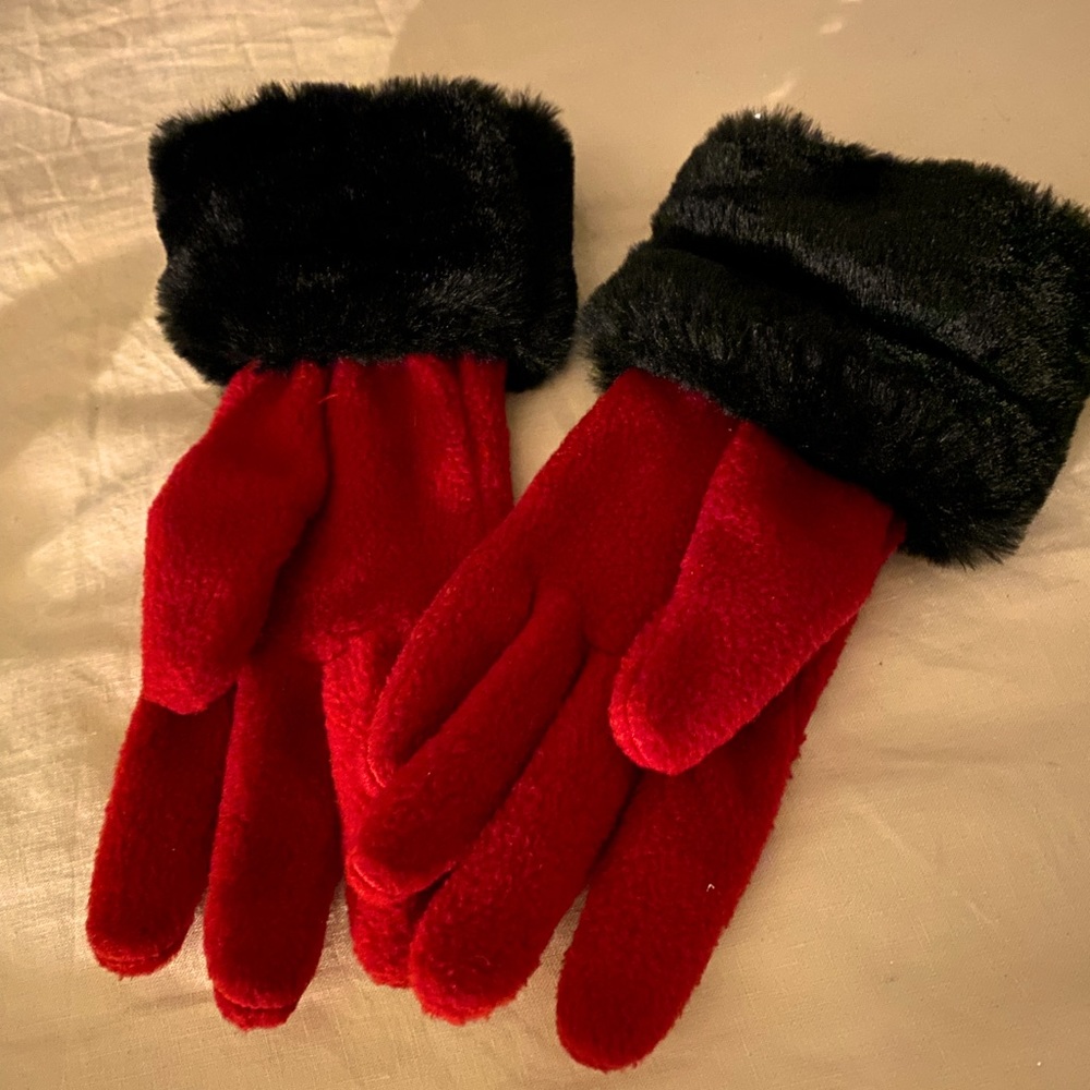 Women Faux Fur Red gloves with Black Cuff. New without tags.